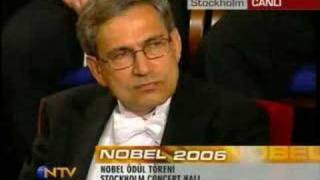 orhan pamuk nobel ödülü alıyor [upl. by Fawne]