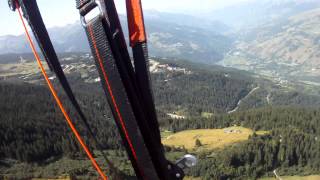 Parapente débutant  UCPA Les Arcs  Août 2012 [upl. by Hines441]