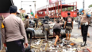 POLISI BUBARKAN PASUKAN ANAK VESPA EXTREME [upl. by Eelrihs108]