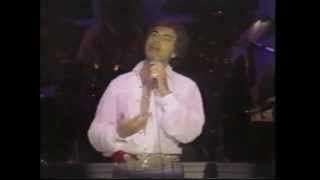 Engelbert Humperdinck LIVE in concert at the MGM Grand 1979 [upl. by Hgielac]