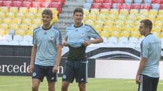 Deutschland vs Österreich  Abschlusstraining in München Gomez kehrt in Allianz Arena zurück [upl. by Hanleigh]