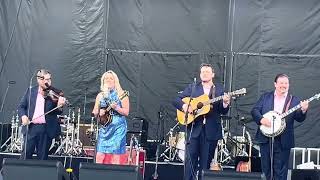 Rhonda Vincent amp The Rage 9 to 5 Southland Bluegrass Music Festival Immokalee FL 4724 [upl. by Leshia]