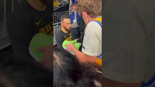 Stephen Curry Signing autographs [upl. by Germano]