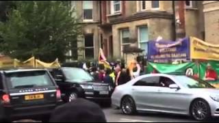 International Shugden Community protests against the Dalai Lamas religious ban in England [upl. by Scever]