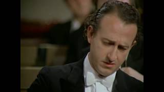 Maurizio Pollini  Mozart Piano Concertos K459 amp K488  Wiener Philharmoniker  Karl Böhm 1976 [upl. by Eisoj]