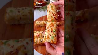 Cheesy Garlic Bread 🥪 garlicbread homemade shorts trendingshorts ytshort shortsfeed cheese [upl. by Tamma537]