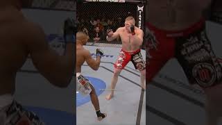 BROCK LESNAR NOCAUTEADO POR ALISTAIR OVEREEM [upl. by Nymsaj]