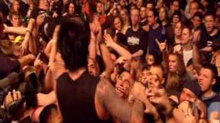 Papa Roach  Last Resort Live in Chicago [upl. by Yup]