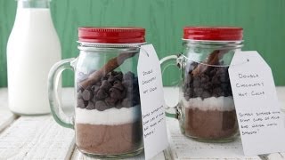 Hot Cocoa in a Jar HassleFree Holiday  Weelicious [upl. by Mercedes]