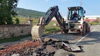 Hidromek 102B Beko Loder Bozulan Asfaltı Söküyor [upl. by Heiney]