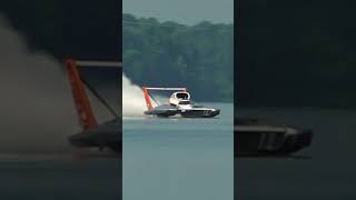 The U8 Miss TriCities H1Unlimited hydroplane flies across Guntersville Lake shorts [upl. by Avie78]