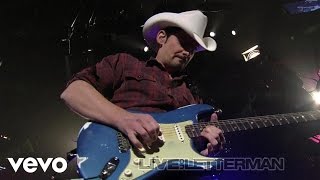 Brad Paisley  She’s Everything Live on Letterman [upl. by Gniliem915]