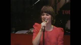 Linda Ronstadt  Just One Look Live [upl. by Lorn356]