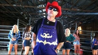 PBR MUSIC VIDEO Who gives a buck with Cledus T Judd [upl. by Uyerta422]