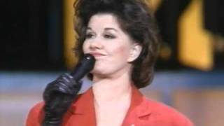 KT Oslin  Hold Me Live 1989 [upl. by Claudia]