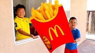 How to Make MCDONALDS Happy Meal Kid vs Food Skit Pretend Playtime for Kids [upl. by Atnuhs]