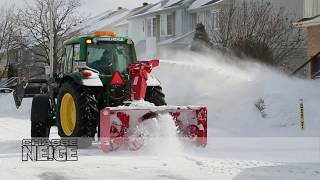 Déneigement résidentiel à Laval [upl. by Diet]