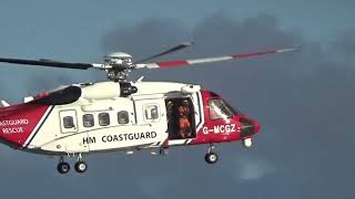 HM Coastguard 924 GMCGZ at Padstow training in the estuary  Dummy winching from water [upl. by Idac]