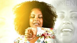 Emebet Negasi  Begize  በጊዜ  New Ethiopian Music 2018 Official Video [upl. by Armalda405]