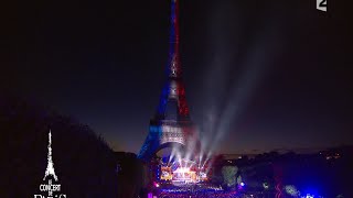 MARSEILLAISE 14 juillet 2015 Paris Tour Eiffel [upl. by Eecyaj383]