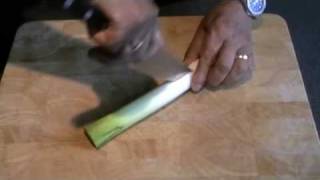 How to shred a leek [upl. by Laekcim]