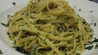 ΜΑΚΑΡΟΝΑΔΑ ΠΕΣΤΟ ME ΑΜΥΓΔΑΛΑ ΚΑΙ MAΪNTANΟ  Liguini Pesto [upl. by Namlaz]