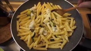 PASTA CON ZUCCHINE E GORGONZOLA SQUISITA [upl. by Madson]