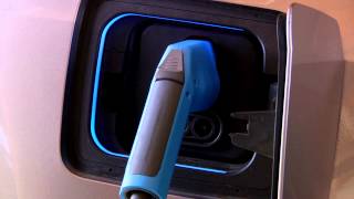 BMW i3 Charging Colors  BMW HowTo [upl. by Danielson]