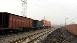 The Chinese railway DF4DD 0097 haul the Freight train at PingDingShan [upl. by Eoin]