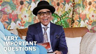 Giancarlo Esposito on how Baby Yoda smells and why fashion is important [upl. by Farley234]