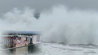 Just minutes ago Storm in Mexico live cam Hurricane Lidia puerto vallarta landfall Mexico [upl. by Suoivatnom]