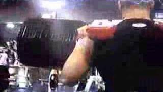 Really heavy 900 lb Calf Raises performed by Ryan Muetzel [upl. by Drhacir894]