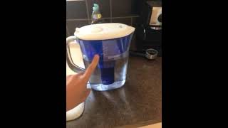 PUR Water Filter Pitcher Filtration System 7 Cup ClearBlue [upl. by Akelahs129]