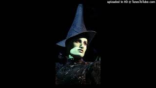 Idina Menzel AMAZING Defying Gravity West End [upl. by Janey]