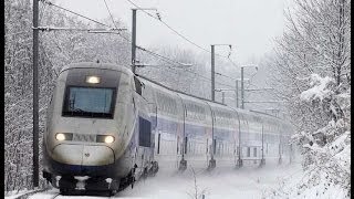 Trains et TGV dans la neige [upl. by Rosie256]