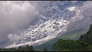 Enormous Pyroclastic Flows on Merapi Volcano  Indonesia [upl. by Gothar]