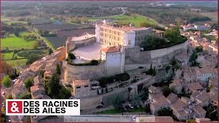 Le château de Grignan vu du ciel [upl. by Jaala]