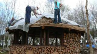 Building a Roundhouse with woodhenge and cobwood [upl. by Paryavi325]