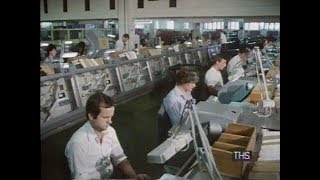 Royal Mail  Borough Sorting office  1980s London  Streets of London  1985 [upl. by Reave]