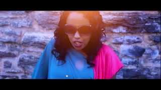 Heestii Dheef 2012  Hodan Abdirahman amp Nuur Cade Official Video [upl. by Jamilla]