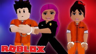 POLICE TRAINING WITH AMBERRY AND RICHICKEN  Flee The Facility  Roblox [upl. by Salim]