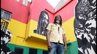 Tiken jah  Tu Ma Tué  VISITEZ LE STUDIO no 3 DE LA RADIO TIKEN JAH FAKOLY A ABIDJAN [upl. by Keelia95]