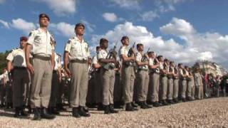 Remise de la fourragère au 1er RCP [upl. by Marc66]