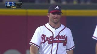 Braves win 10th in row [upl. by Hakceber]