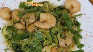 Espaguetis de calabacín con gambas [upl. by Aushoj]