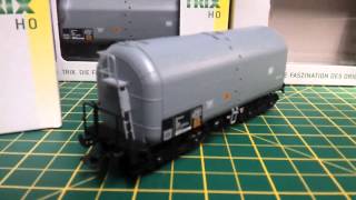 trix 24415 oil service wagon set [upl. by Nohsar]