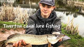 LURE FISHING Tiverton Canal Devon [upl. by Renfred]