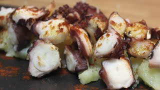 Pulpo a la Gallega en 3 Minutos [upl. by Nairbal27]