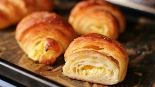 Croissanty domowe rogaliki chrupiące jak zrobić [upl. by Yelekreb]