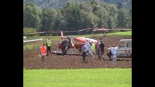 Flugzeugabsturz Flugplatzfest BacknangHeiningen Boeing PT17 Stearman Crash [upl. by Kan]